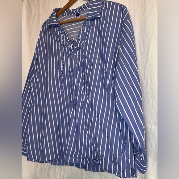 Old Navy Women’s Blue and White Striped Long Sleeve Top size X-Large - Picture 2 of 13